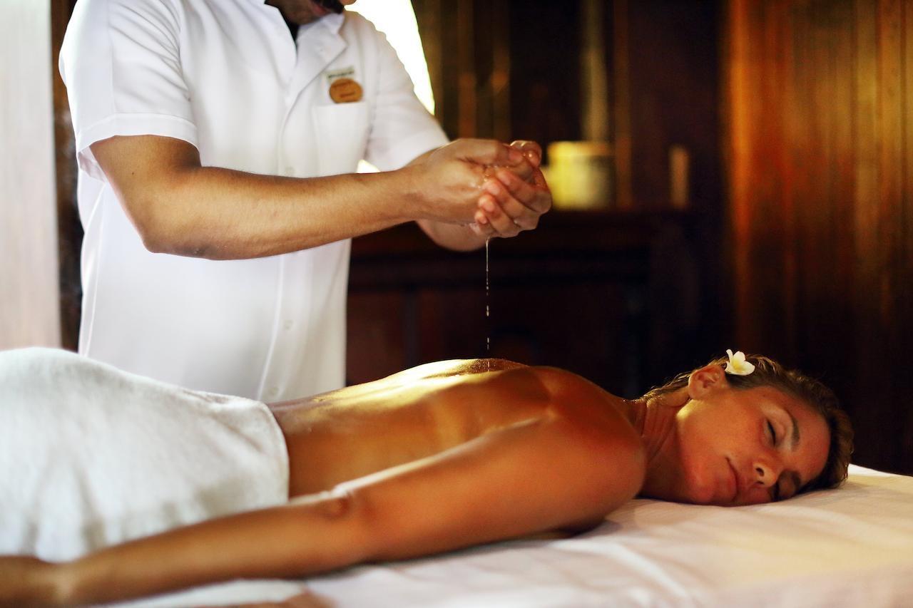 Gangehi Island Resort & Spa Экстерьер фото
