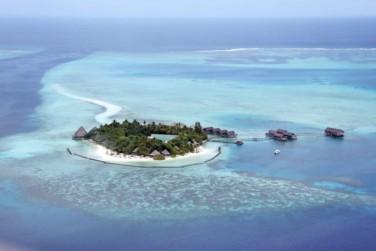 Gangehi Island Resort & Spa Экстерьер фото