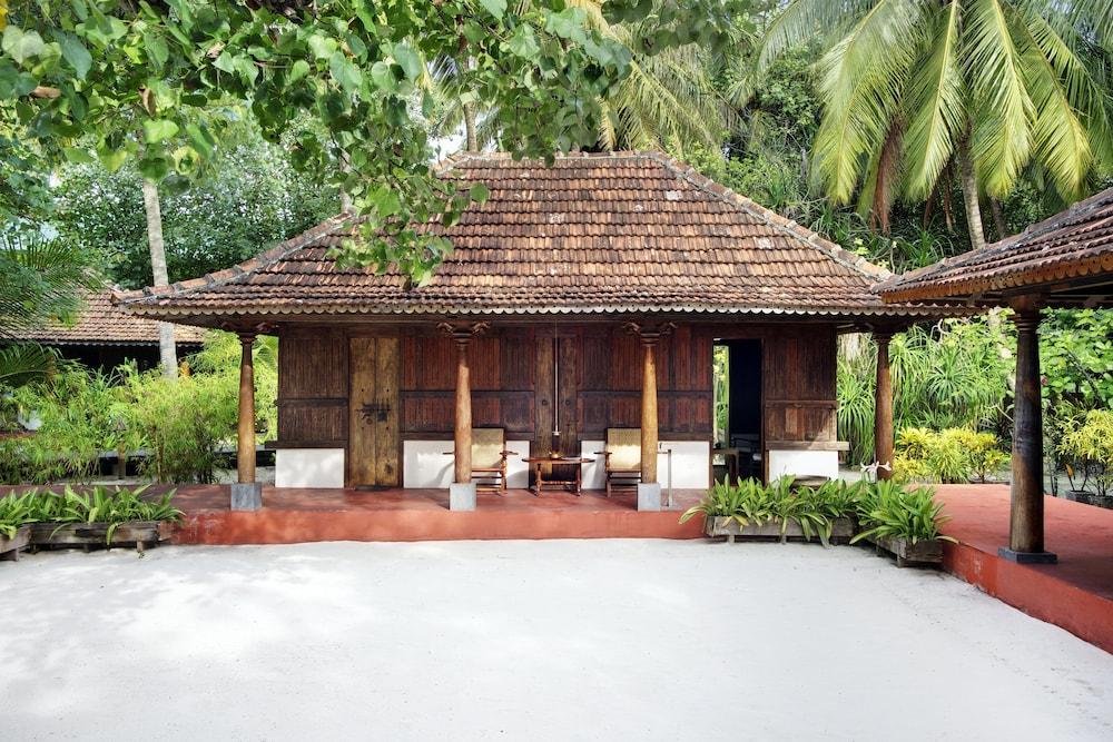 Gangehi Island Resort & Spa Экстерьер фото