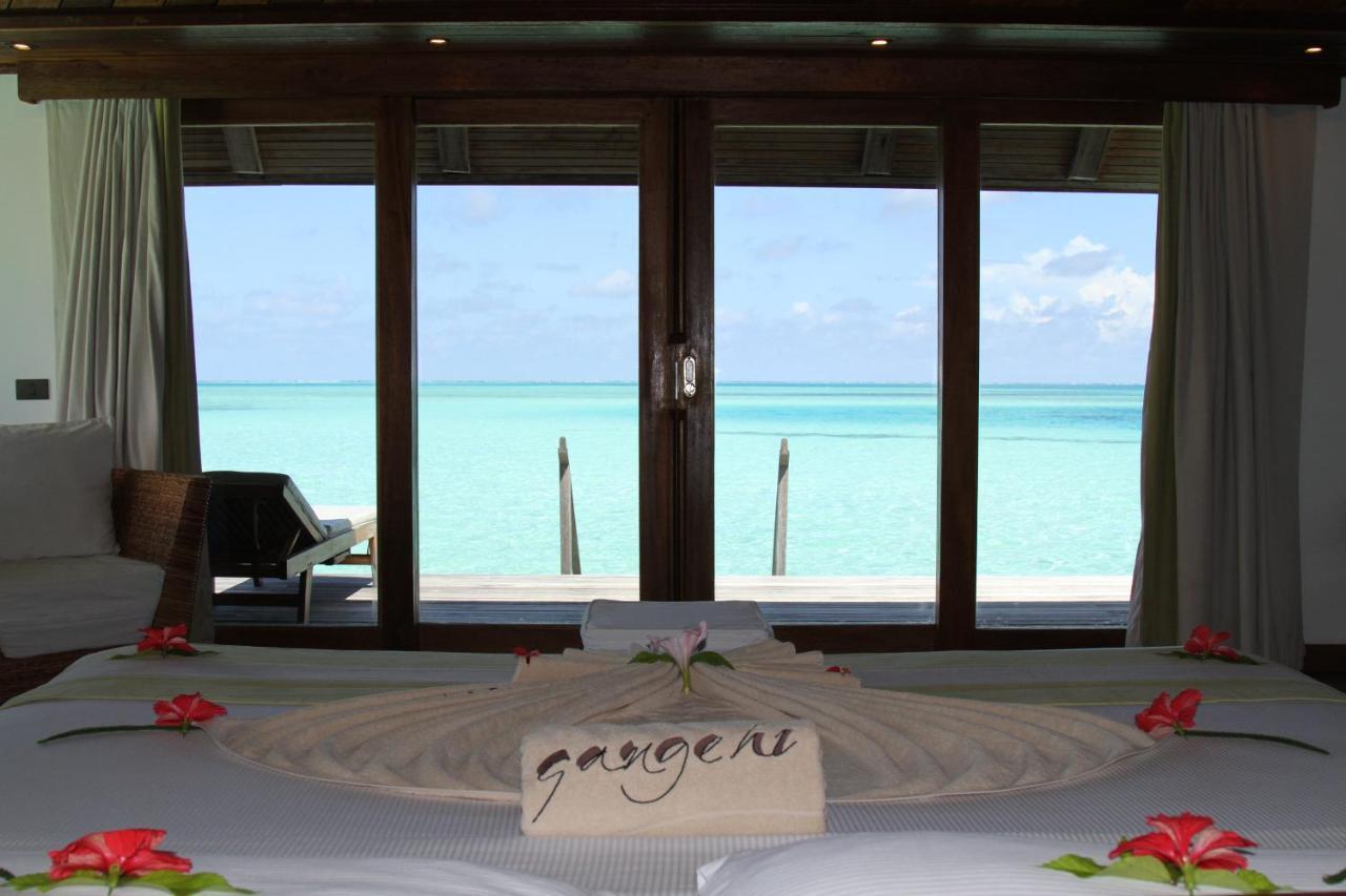 Gangehi Island Resort & Spa Экстерьер фото