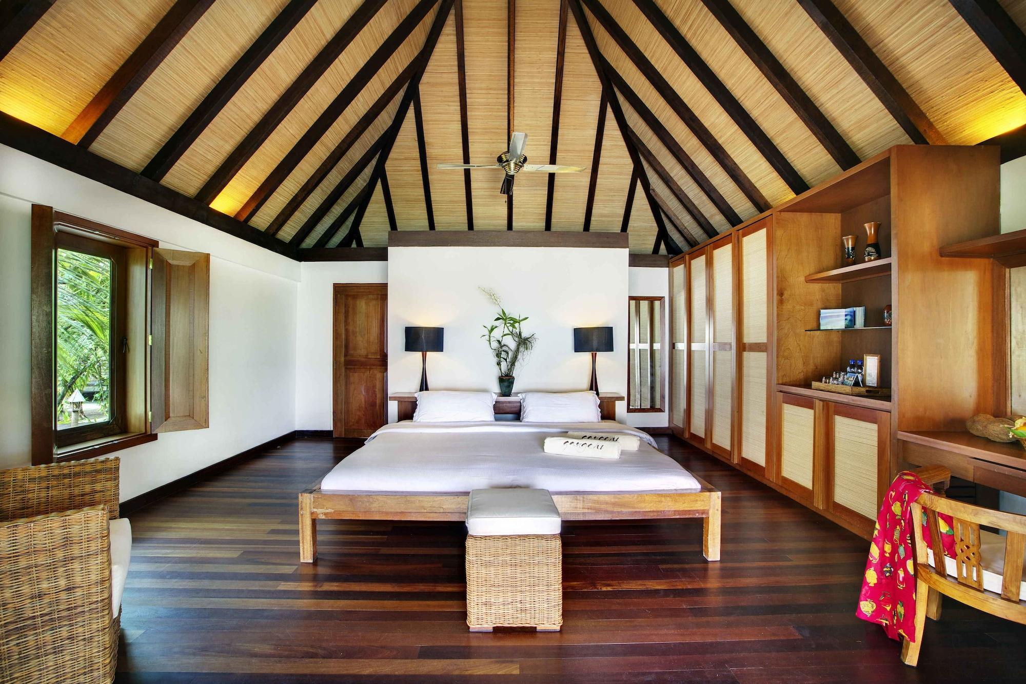 Gangehi Island Resort & Spa Экстерьер фото